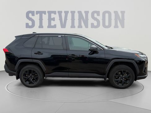 Used 2023 Toyota RAV4 LE FWD image 6