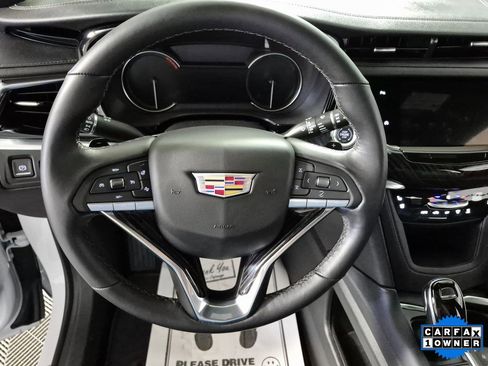 Certified 2025 Cadillac XT6 Premium Luxury image 22