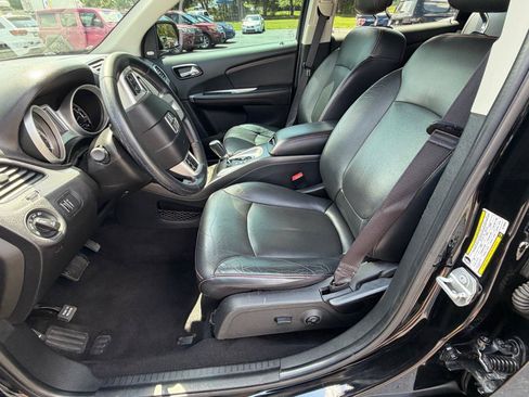 Used 2019 Dodge Journey GT w/ Nav & Sun Group AWD/4WD image 15