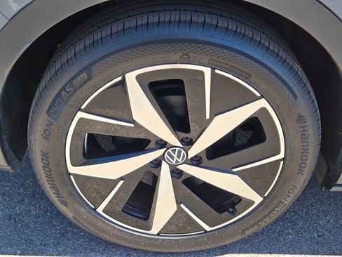 Used 2023 Volkswagen ID.4 S RWD image 11
