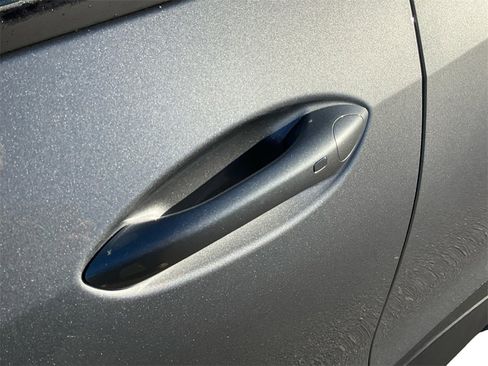 New 2026 Chevrolet Trax RS w/ Driver Confidence Package image 18