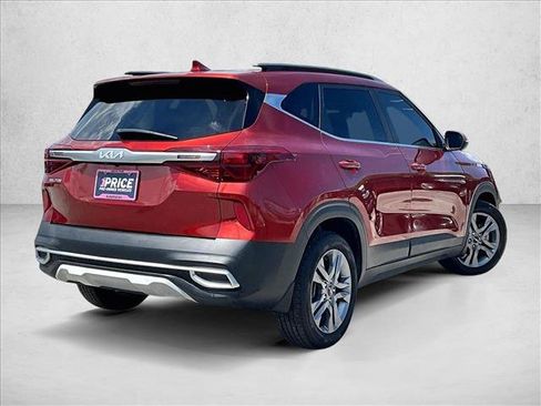 Used 2022 Kia Seltos S FWD image 2