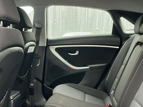 Used 2013 Hyundai Elantra GT image 19