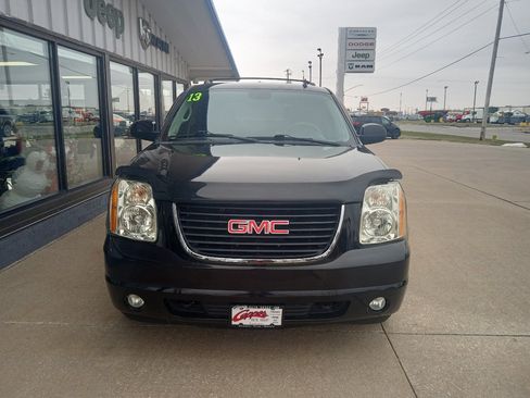 Used 2013 GMC Yukon SLE w/ Convenience Package image 4
