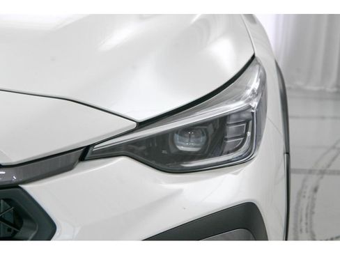 New 2025 Subaru Crosstrek 2.5i Limited w/ Crosstrek Mirror Package image 9