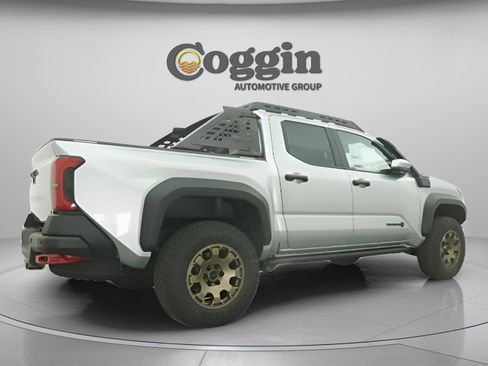 New 2025 Toyota Tacoma 4x4 Double Cab Hybrid image 19