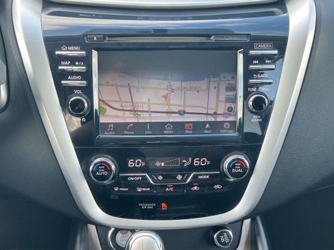 Used 2017 Nissan Murano SV image 23