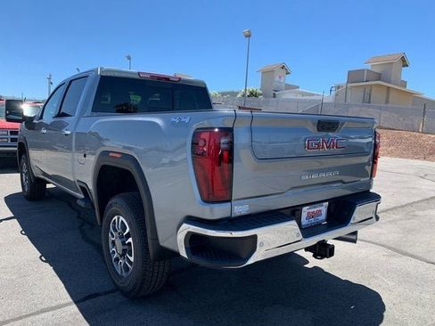 New 2025 GMC Sierra 3500 SLT w/ SLT Convenience Package image 9