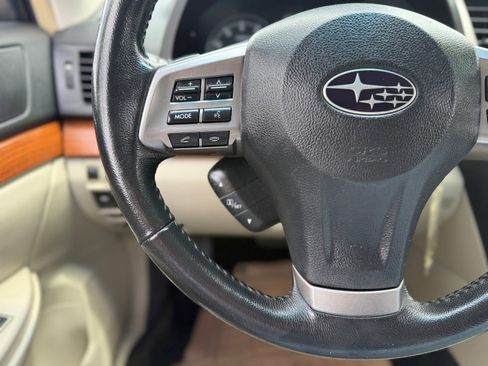 Used 2013 Subaru Outback 2.5i Limited AWD/4WD image 26