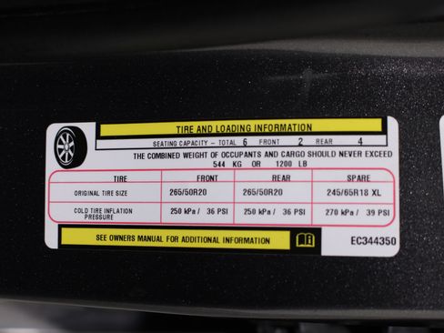 Used 2014 Dodge Durango R/T w/ Premium Nappa Leather Group RWD image 39