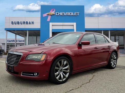 Used 2014 Chrysler 300 S image 1