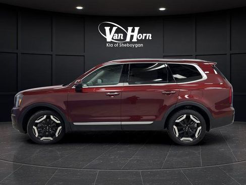 Used 2024 Kia Telluride S w/ S Sunroof Package image 13