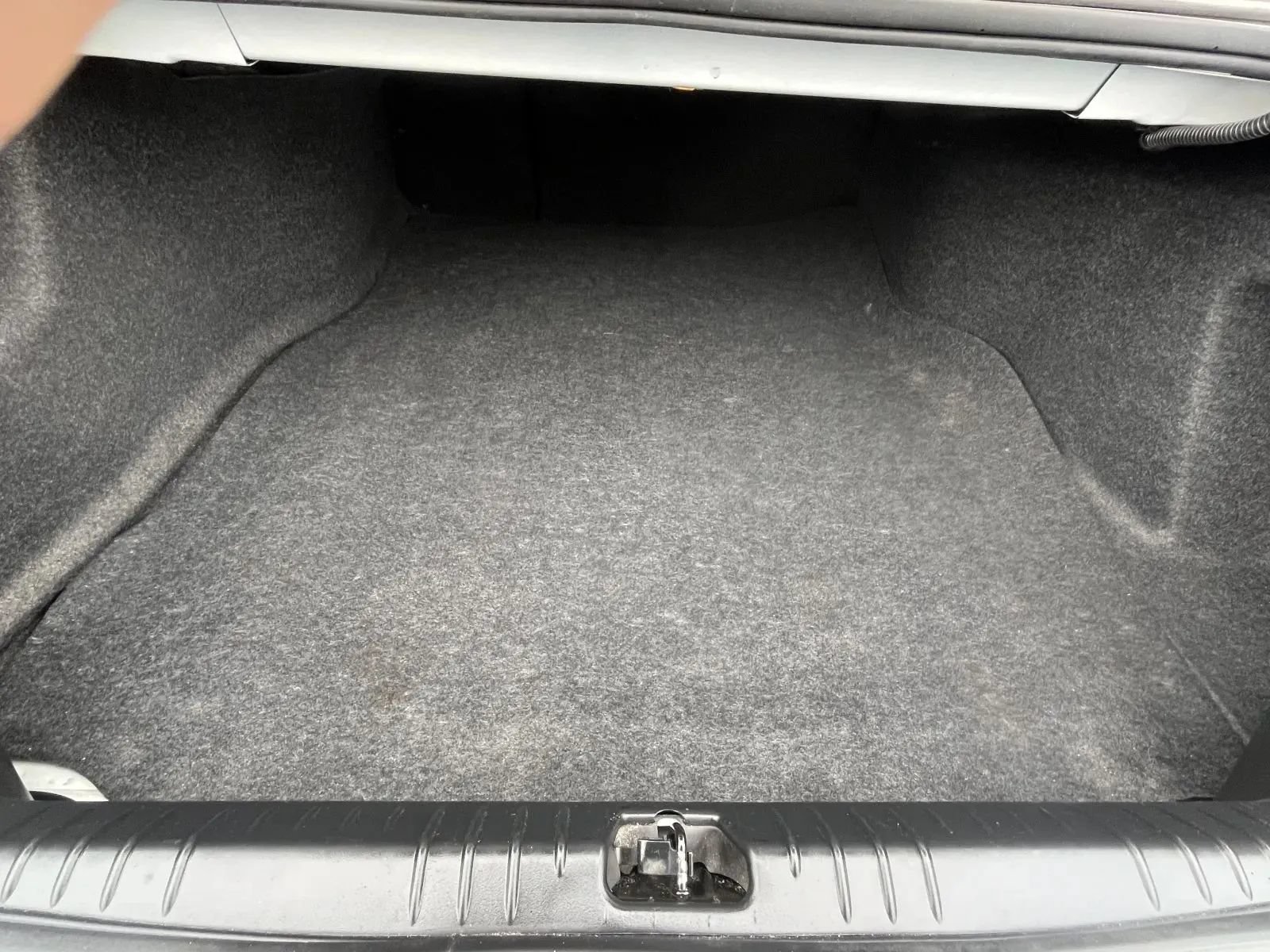 Used 2012 Chevrolet Impala LT FWD image 28