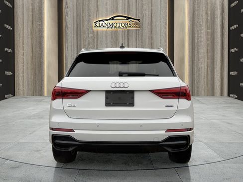 Used 2021 Audi Q3 2.0T Premium w/ Convenience Package image 6