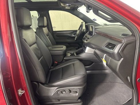 Used 2024 Chevrolet Tahoe LT w/ LT Signature Plus Package image 10