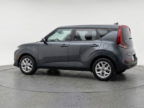 Used 2025 Kia Soul LX w/ LX Technology Package image 6
