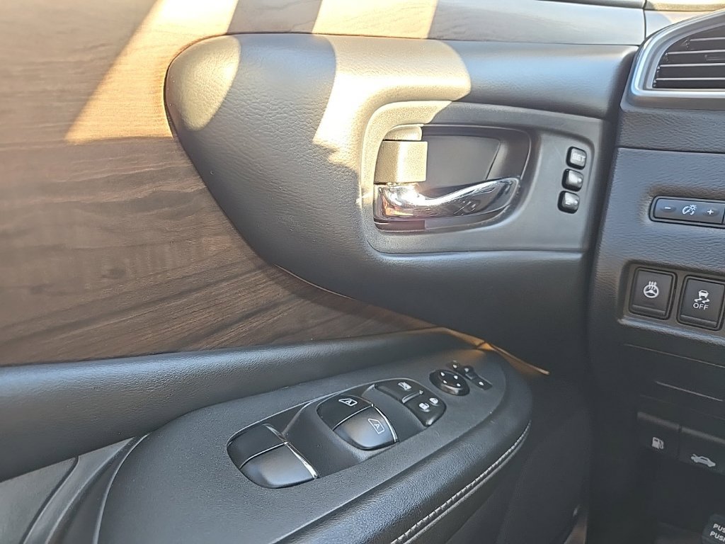 Used 2019 Nissan Murano Platinum w/ Cargo Package AWD/4WD image 20
