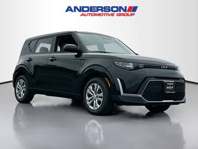 New 2025 Kia Soul LX