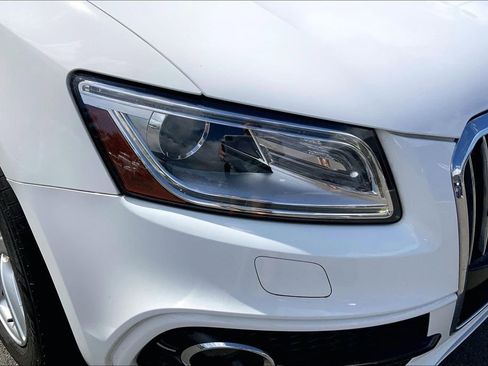 Used 2017 Audi Q5 2.0T Premium Plus w/ Technology Package image 28