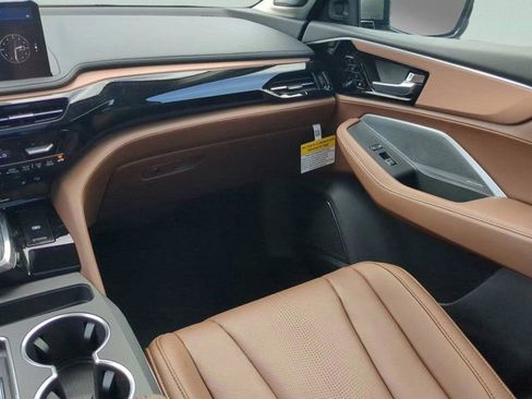 Used 2025 Acura MDX FWD w/ Technology Package image 14