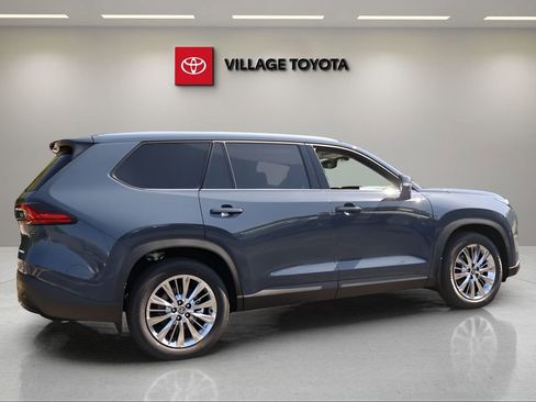 New 2026 Toyota Grand Highlander AWD image 5