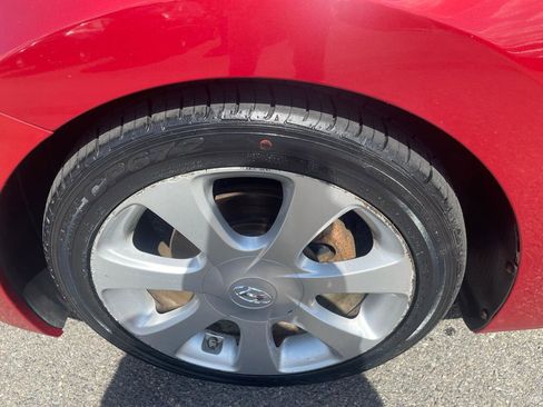 Used 2012 Hyundai Elantra Limited image 17