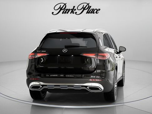 Used 2026 Mercedes-Benz GLC 300 image 18