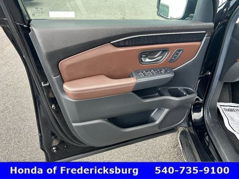 Used 2024 Honda Pilot Elite image 10