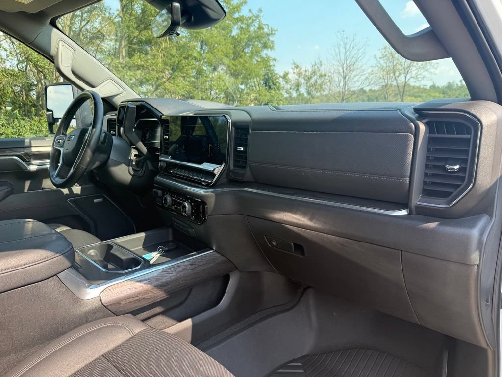 Used 2025 Chevrolet Silverado 2500 LTZ w/ Trail Boss Package AWD/4WD image 22
