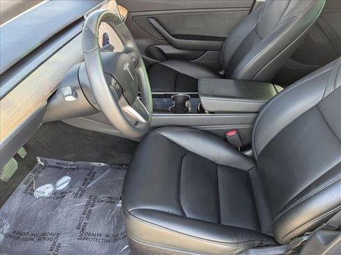 Used 2019 Tesla Model 3 Long Range image 16