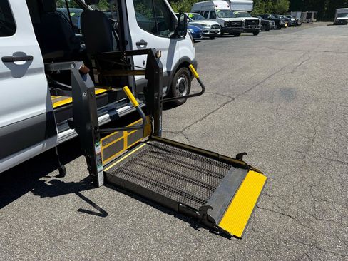 Used 2015 Ford Transit 350 XL RWD image 5