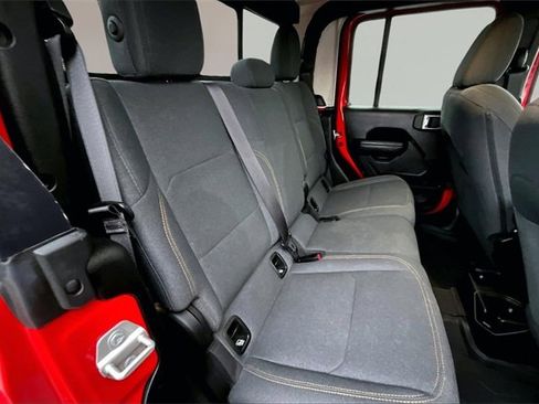 Used 2024 Jeep Gladiator Sport image 20