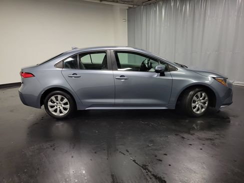 Used 2024 Toyota Corolla LE FWD image 9