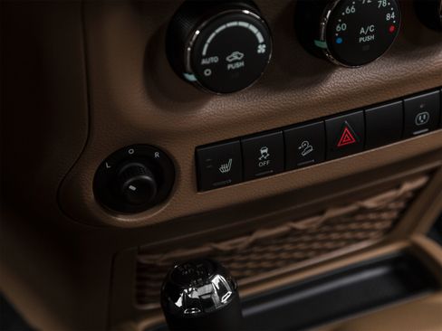 Used 2018 Jeep Wrangler Unlimited Sport S AWD/4WD image 47