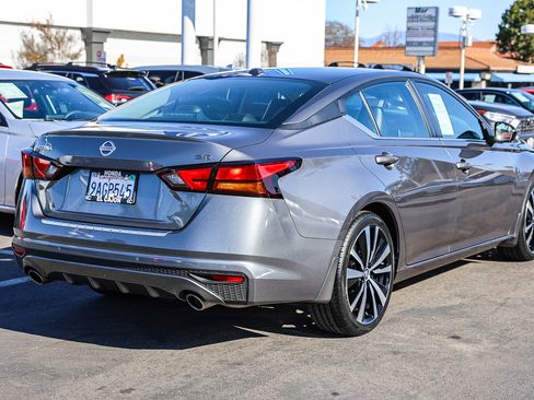 Used 2022 Nissan Altima 2.5 SR image 23