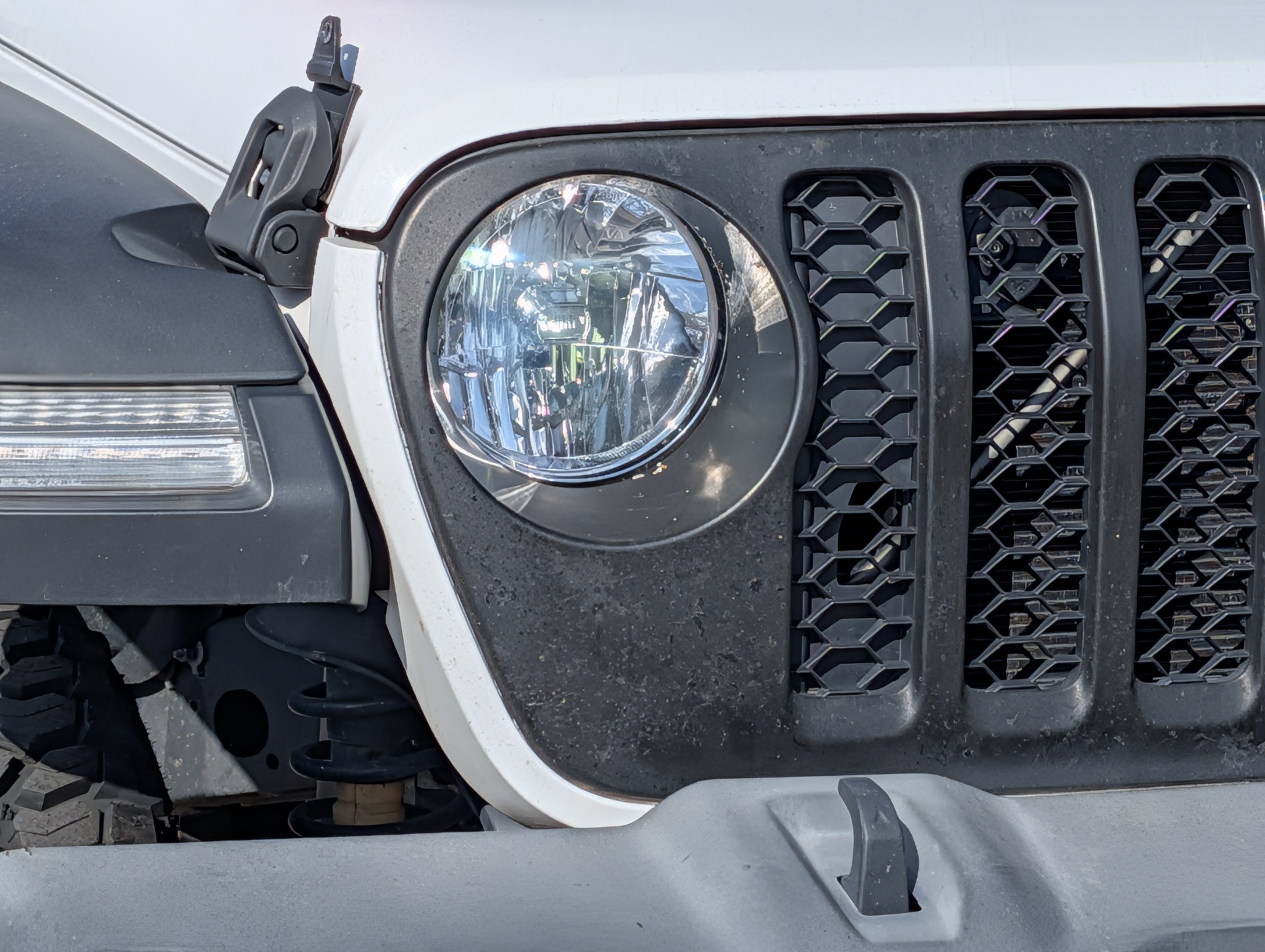 Used 2020 Jeep Gladiator Sport w/ Quick Order Package 23S AWD/4WD image 9