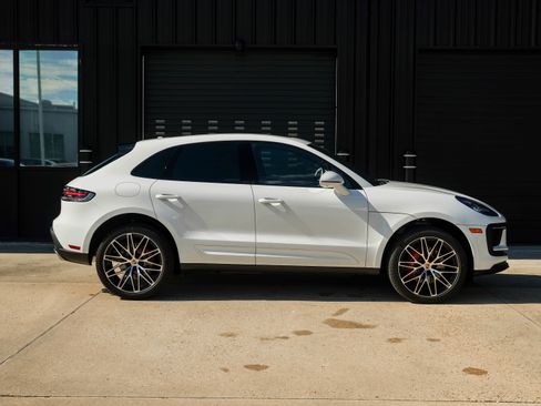 New 2026 Porsche Macan S image 13