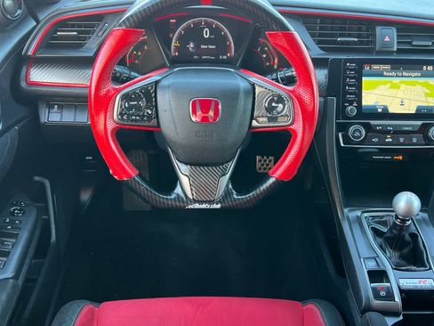 Used 2019 Honda Civic Type R image 15