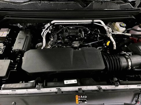 New 2026 GMC Canyon AT4 w/ Technology Plus Package AWD/4WD image 14