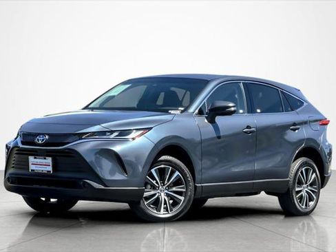 Certified 2024 Toyota Venza LE AWD/4WD image 1