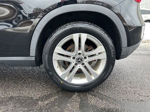 Used 2018 Mercedes-Benz GLA 250 4MATIC image 19