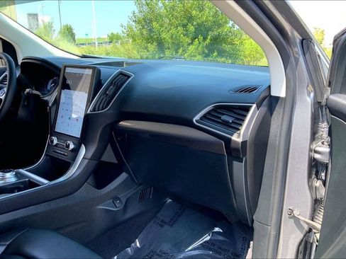 Used 2024 Ford Edge SEL w/ Convenience Package AWD/4WD image 15