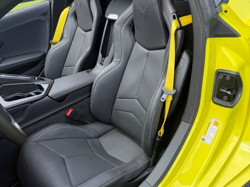 Used 2024 Chevrolet Corvette Z06 RWD image 18