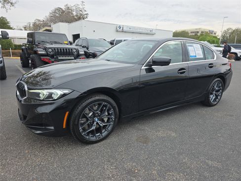 Used 2025 BMW 330i Sedan image 6