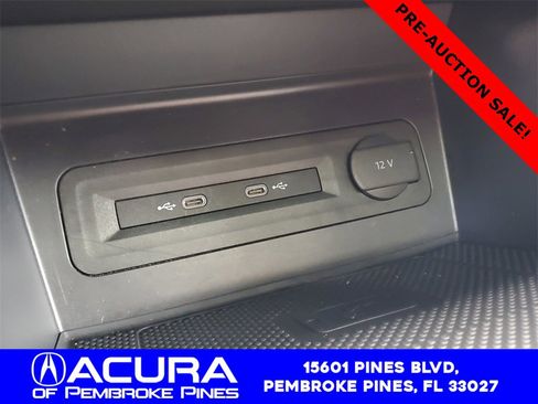 Used 2021 Volkswagen Atlas Cross Sport SE w/ Panoramic Sunroof Package image 31