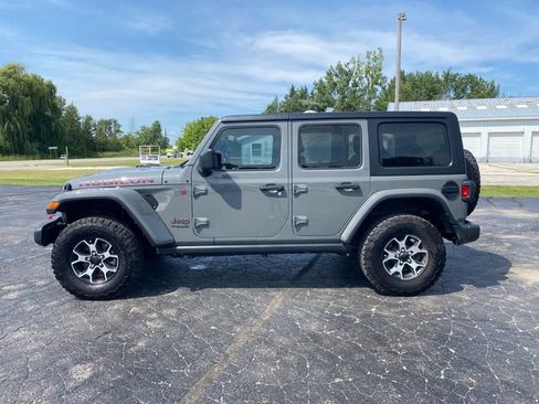 Used 2021 Jeep Wrangler Unlimited Rubicon w/ Uconnect 4C Nav & Sound Group AWD/4WD image 3