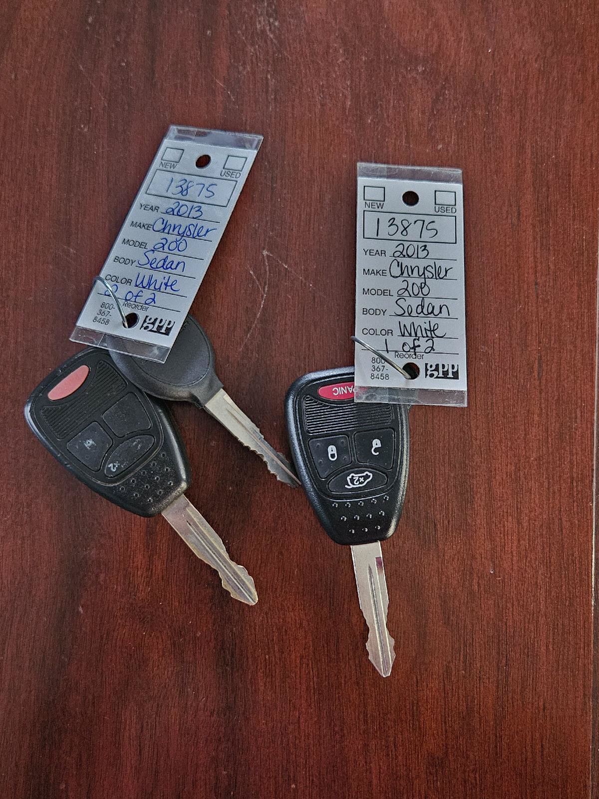 Used 2013 Chrysler 200 LX FWD image 31