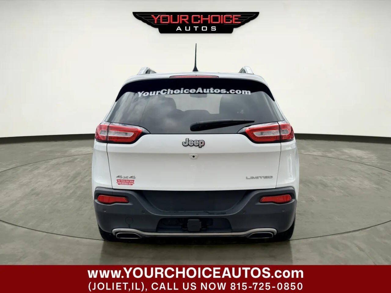 Used 2018 Jeep Cherokee Limited w/ Trailer Tow Group AWD/4WD image 4