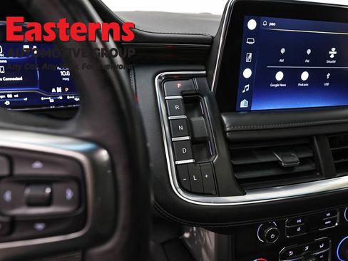 Used 2022 Chevrolet Tahoe LT w/ Luxury Package image 13