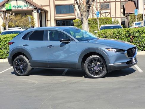 Used 2025 MAZDA CX-30 AWD 2.5 S w/ Preferred Package image 4